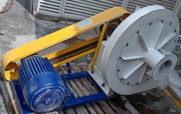 Turbina