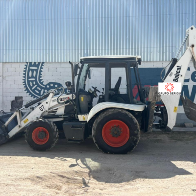 Retroexcavadora Bobcat B730 Usada En Venta